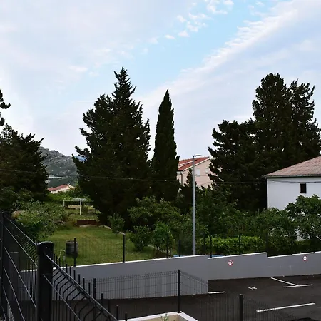 Spacious With Outdoor Space And Parking Solin